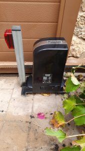 Ofertas de puertas automáticas - Puerta corredera automática con motor de última generación 